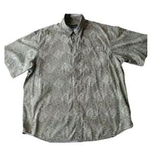 Columbia Button Down Shirt Men's XL Green‎ Short Sleeve Outdoor Tan Fish Motif